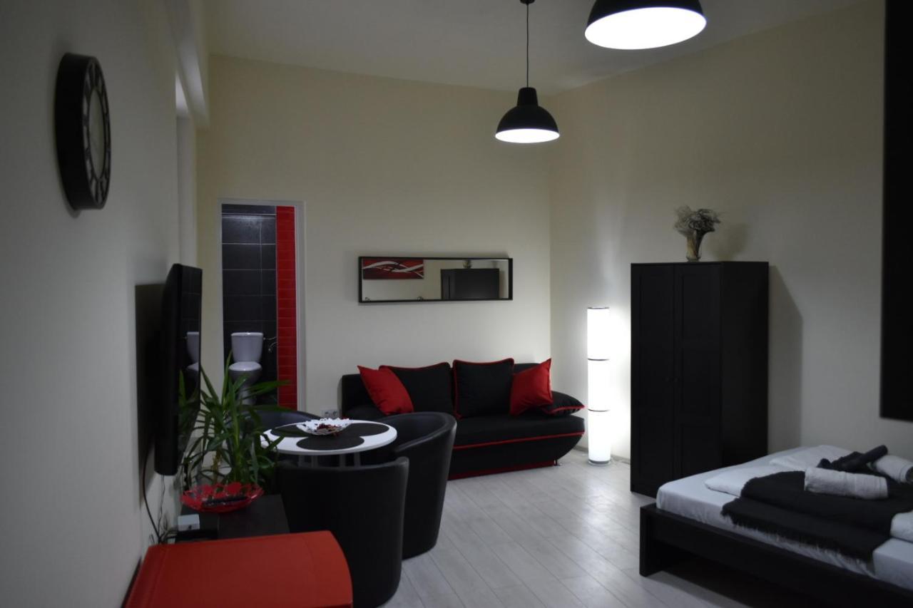 Foter Apartmanhaz Сентендре Екстериор снимка