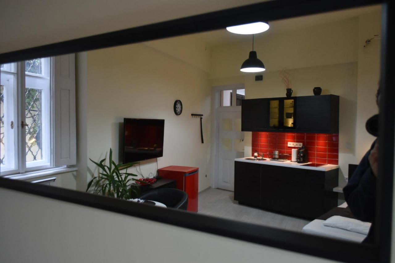 Foter Apartmanhaz Сентендре Екстериор снимка