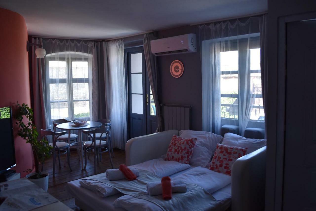 Foter Apartmanhaz Сентендре Екстериор снимка